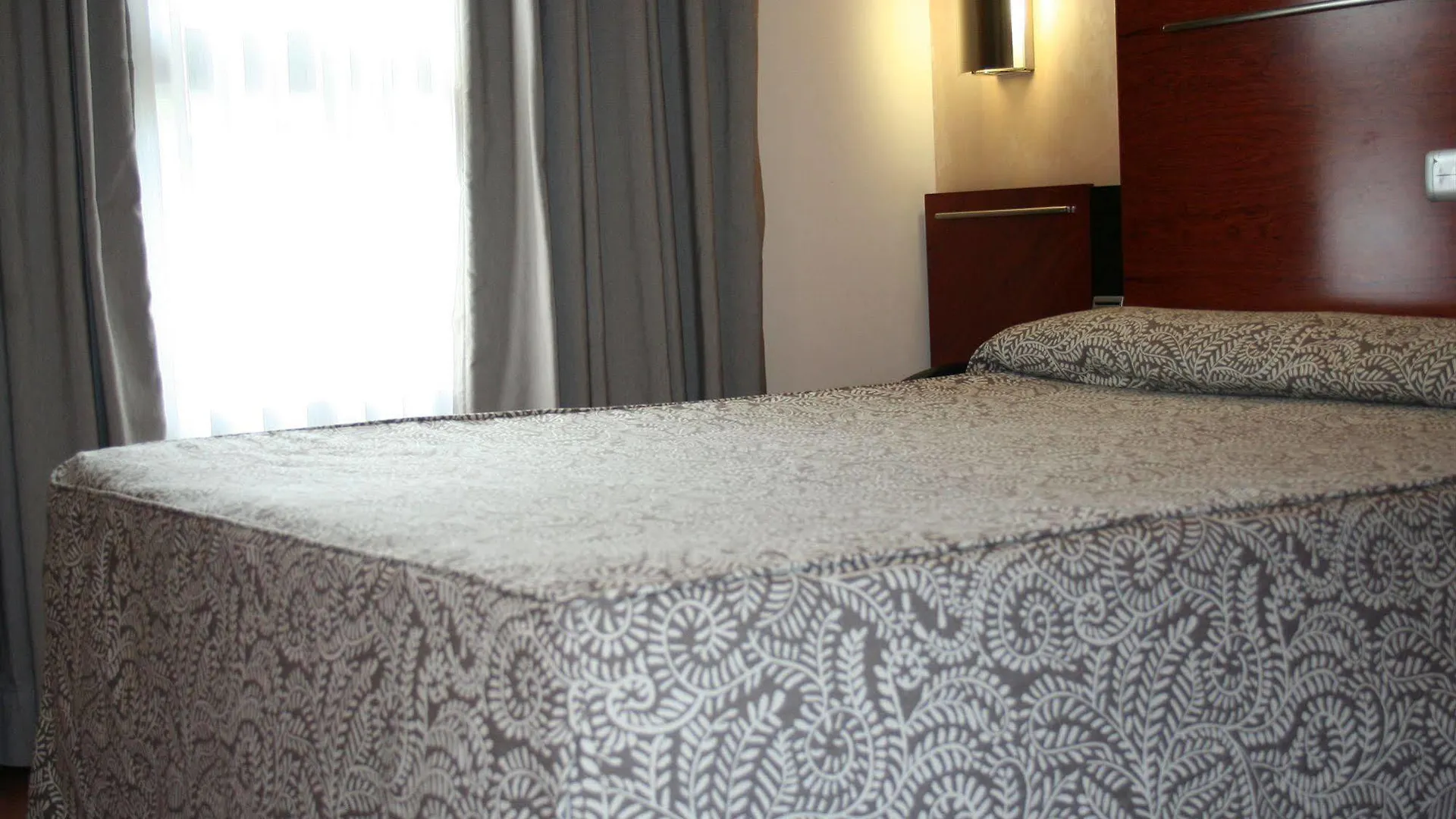 Garbi Millenni Otel Barselona İspanya