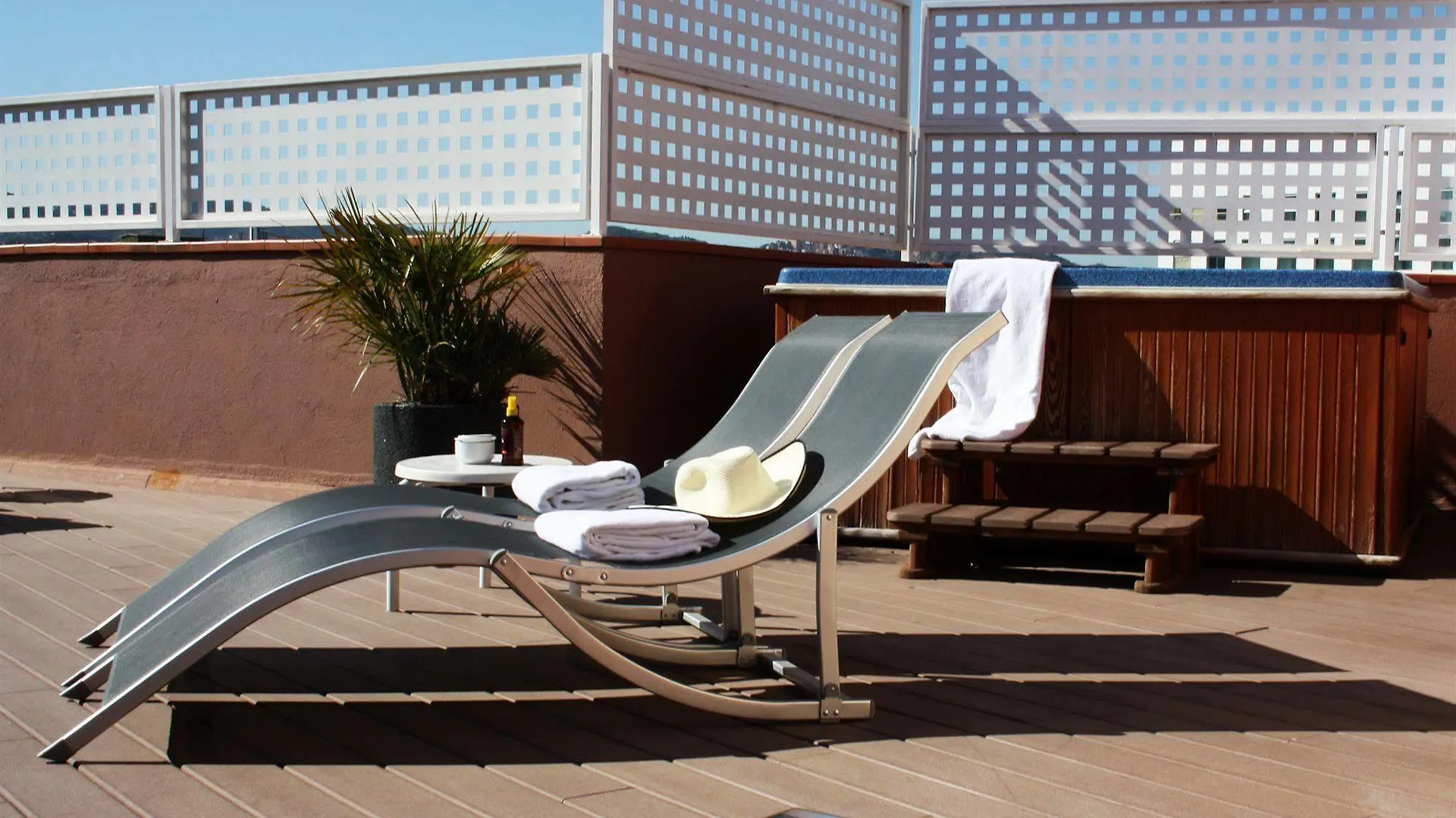 Garbi Millenni Hotel Barcelona 4*,